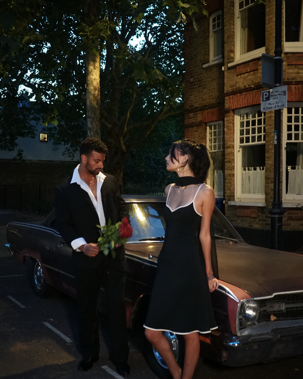 The Graduation Dress - Black